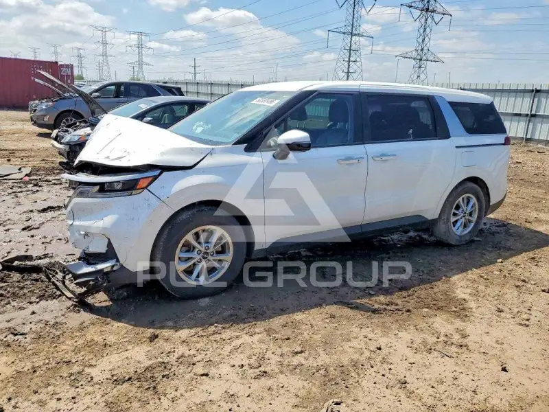 2024 KIA Carnival фото