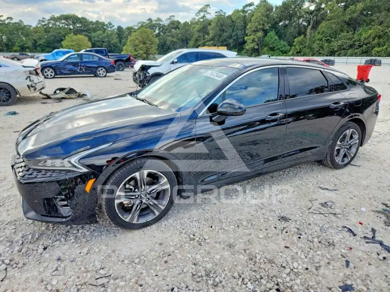2024 KIA K5 photo