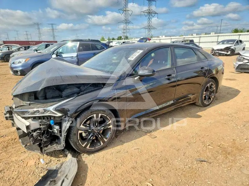 2024 KIA K5 фото