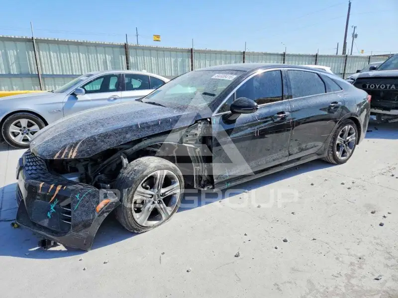 2024 KIA K5 фото