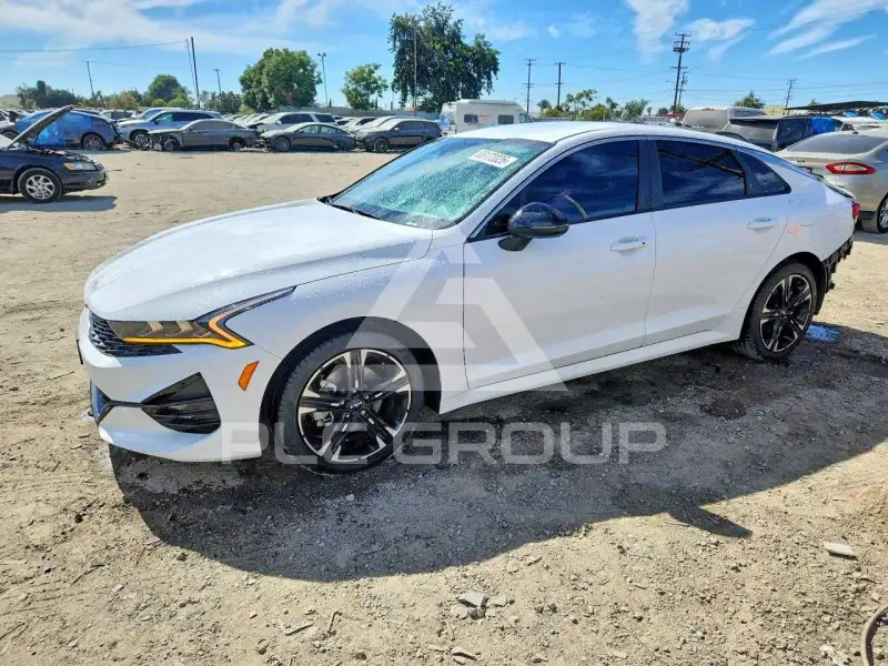 2024 KIA K5 photo