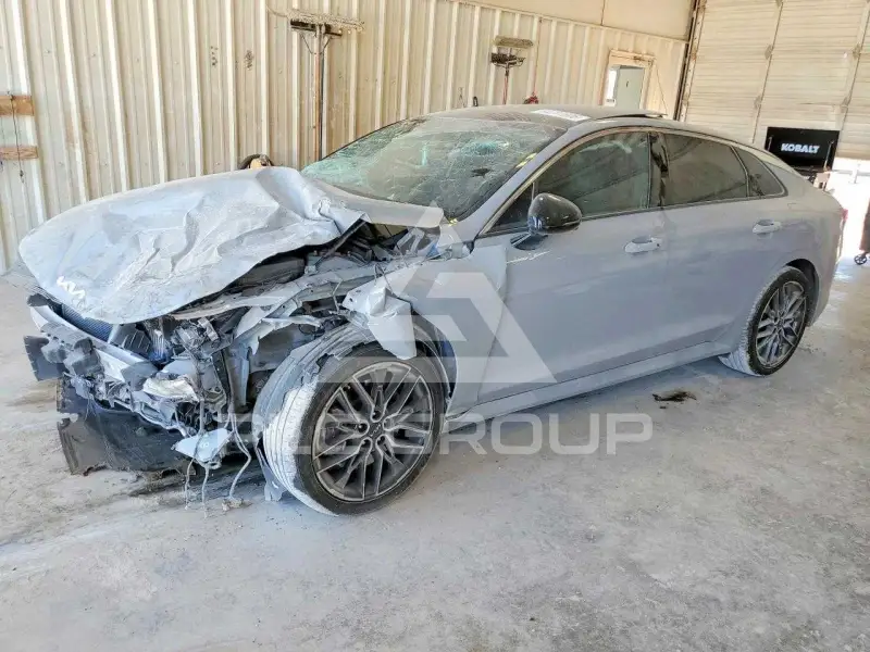 2024 KIA K5 photo