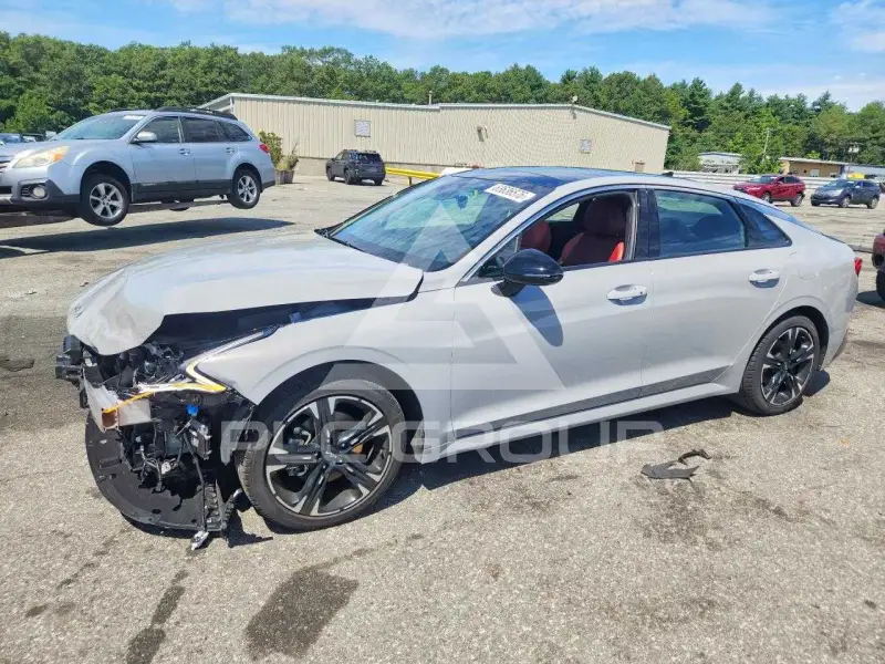 2024 KIA K5 фото