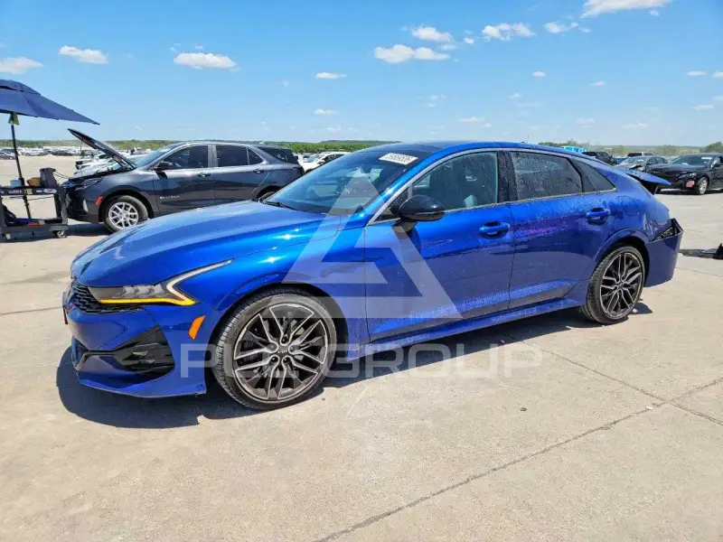 2024 KIA K5 фото