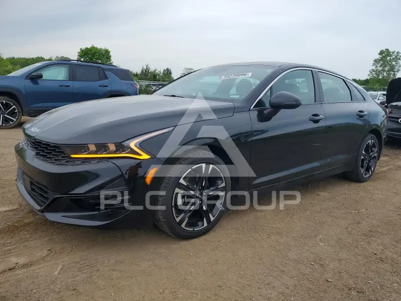 2024 KIA K5 photo