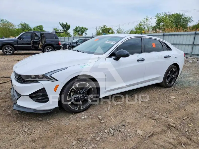 2024 KIA K5 фото
