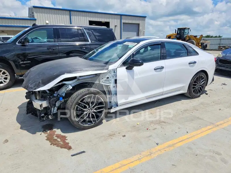 2024 KIA K5 фото