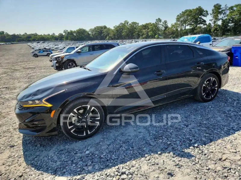 2024 KIA K5 photo