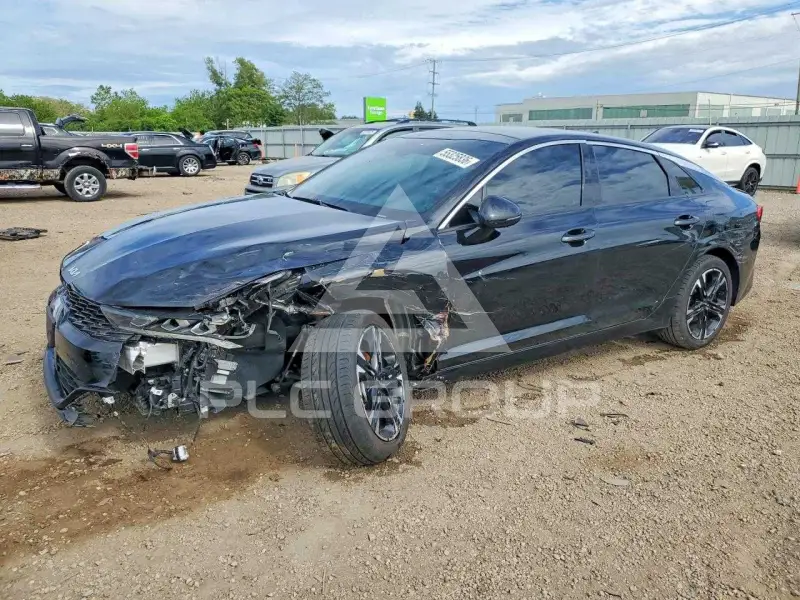 2024 KIA K5 фото
