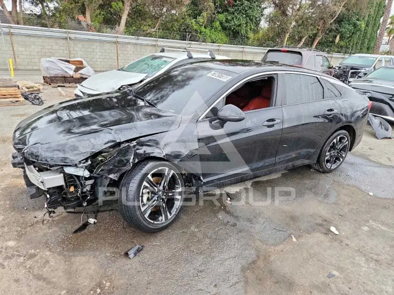 2024 KIA K5 фото