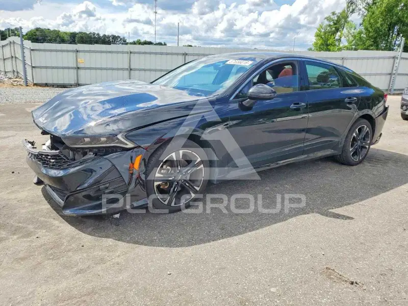 2024 KIA K5 фото