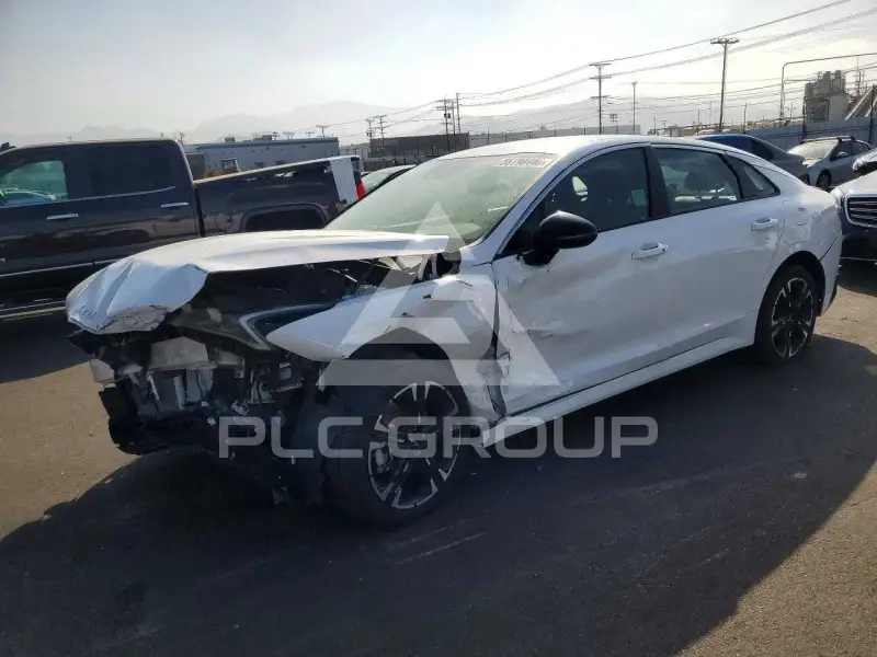 2024 KIA K5 photo