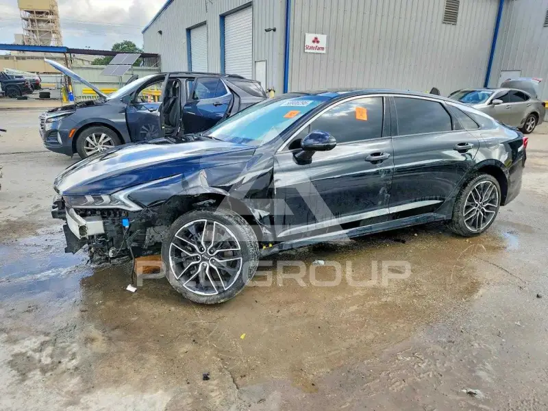 2024 KIA K5 фото