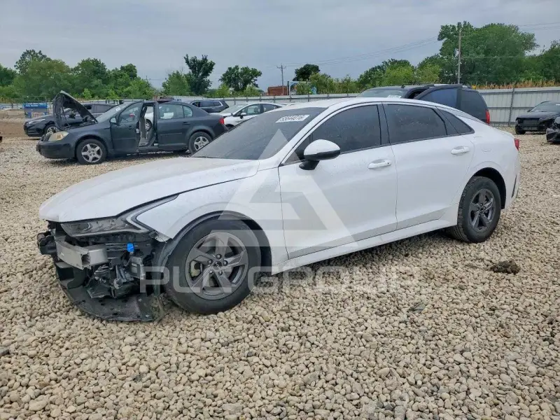 2024 KIA K5 photo