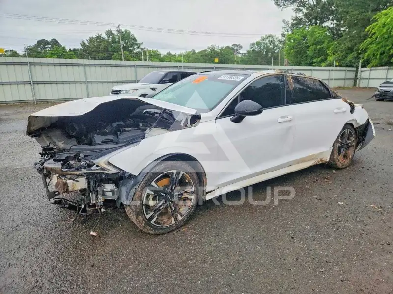 2024 KIA K5 photo