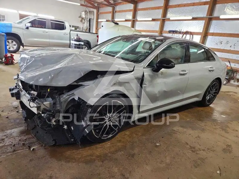 2024 KIA K5 фото