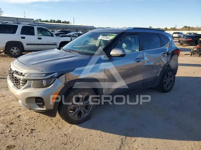 2024 KIA Seltos photo