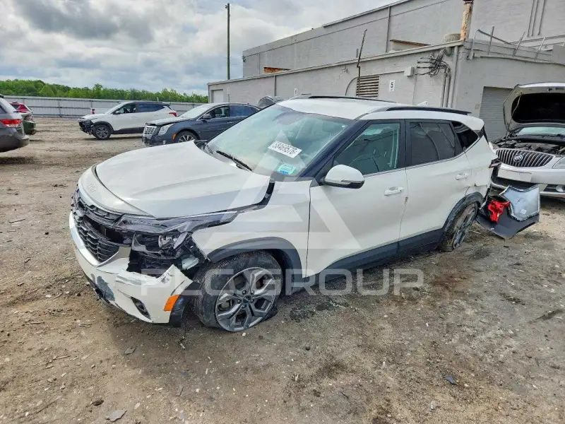 2024 KIA Seltos фото