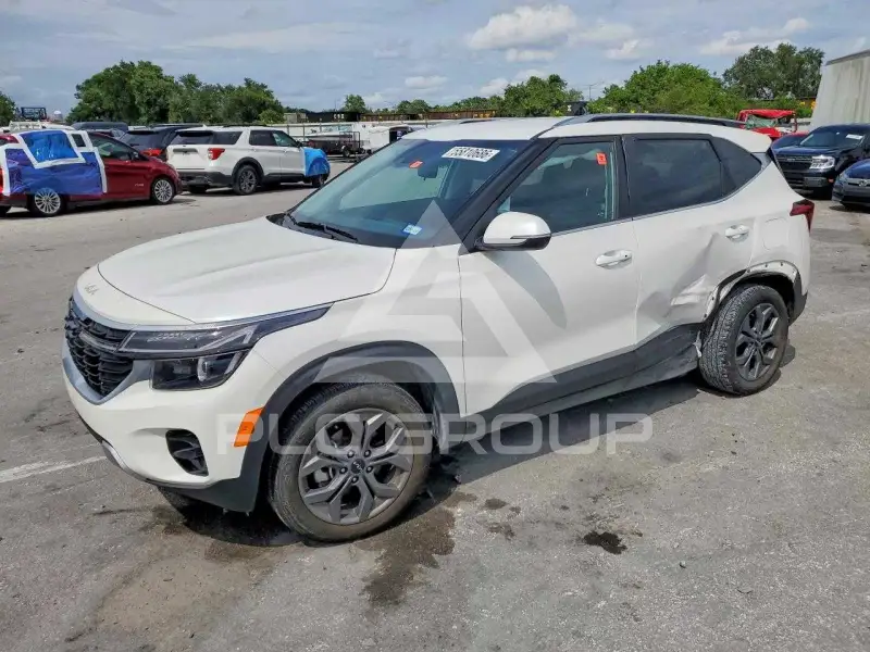 2024 KIA Seltos фото