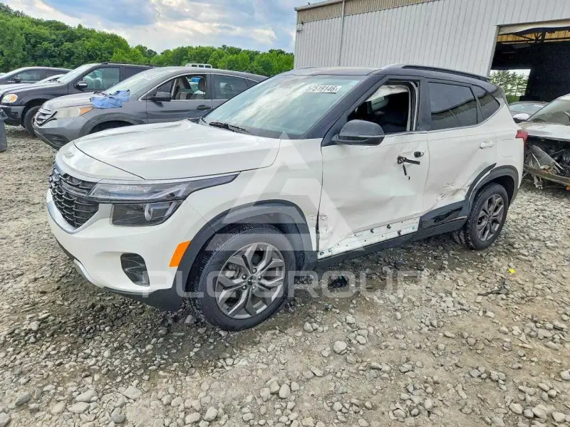2024 KIA Seltos фото