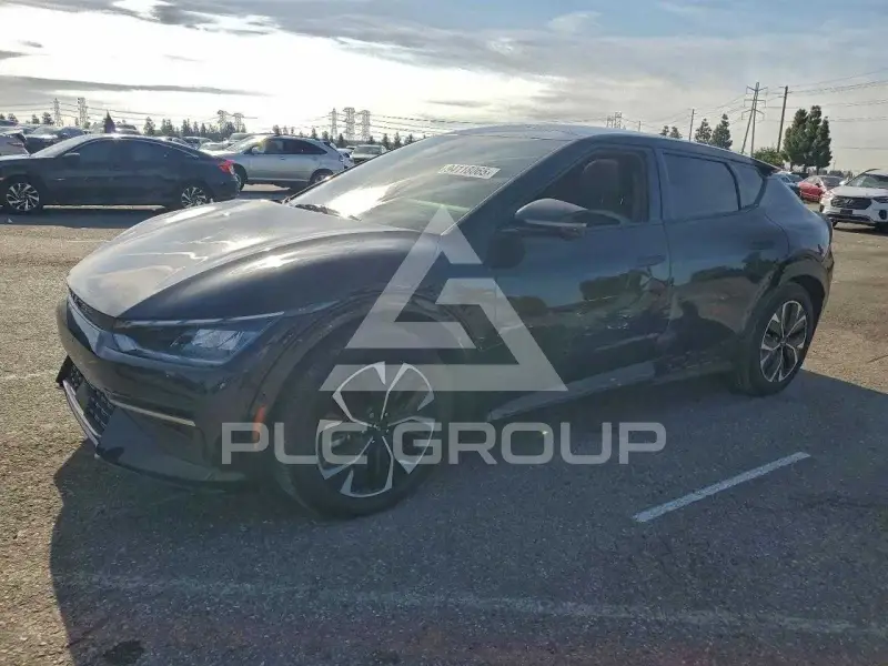 2024 KIA EV фото