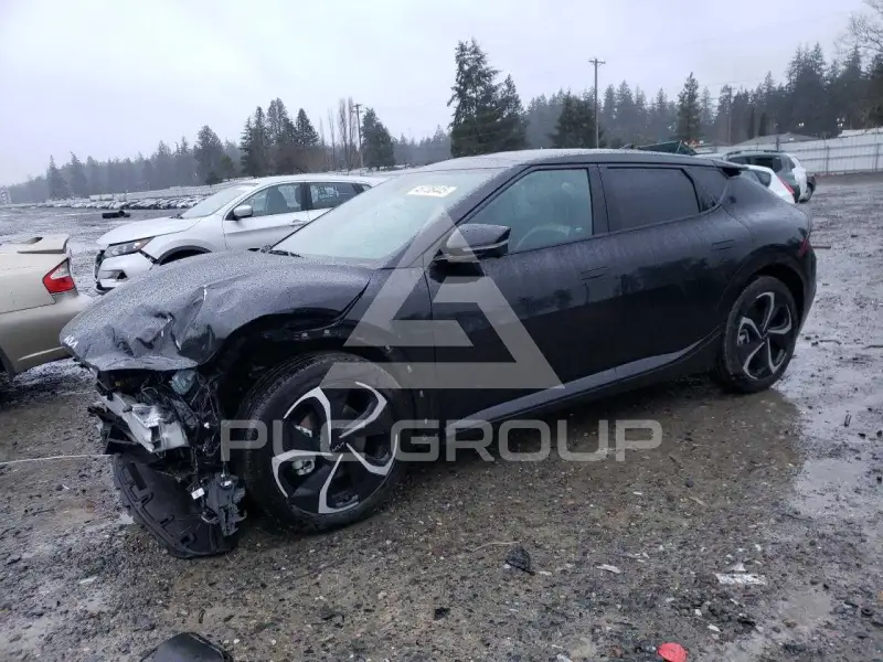 2024 KIA EV фото