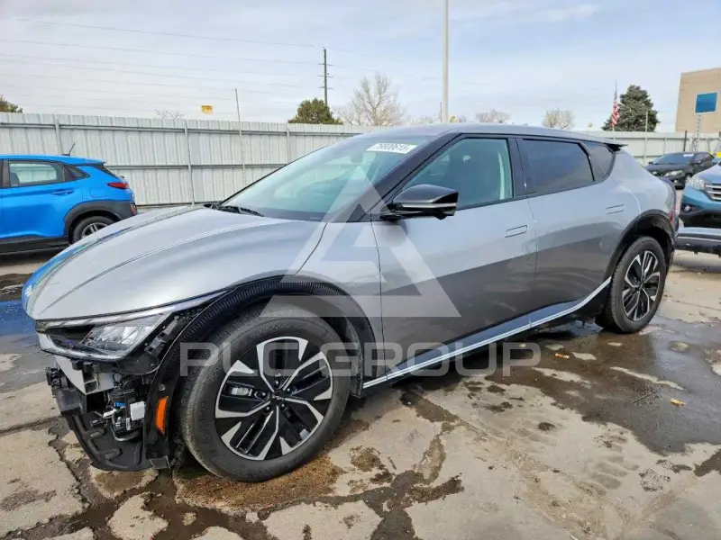 2024 KIA EV фото