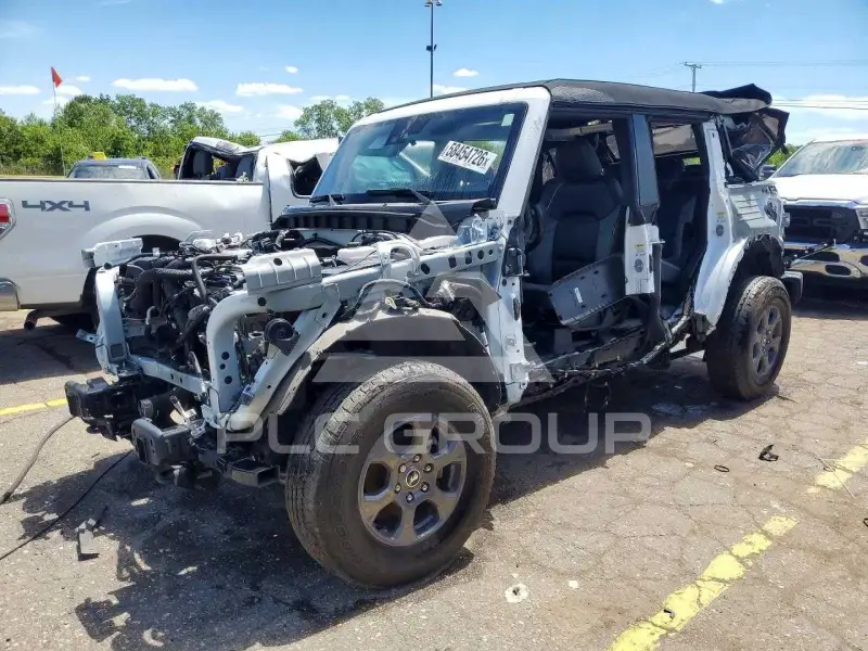 2024 Ford BRONCO photo