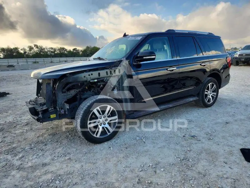 2024 Ford EXPEDITION photo