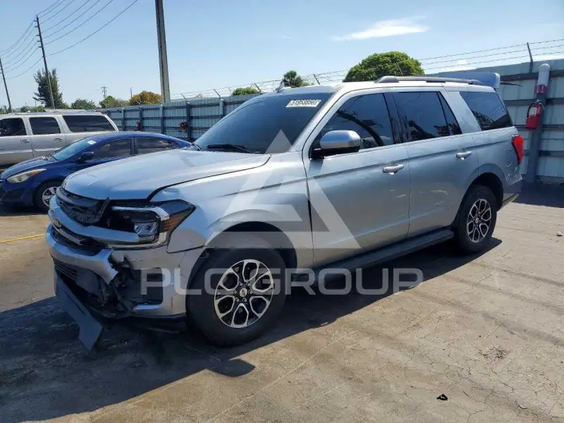 2024 Ford EXPEDITION photo