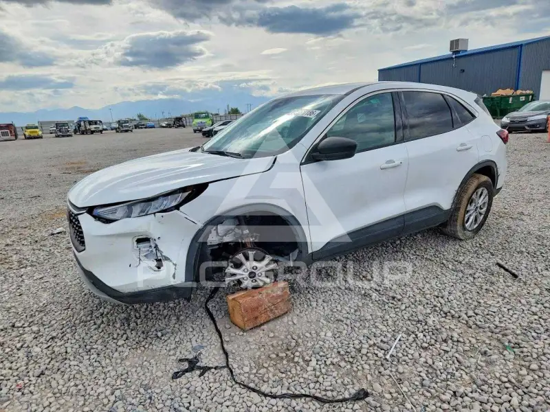 2024 Ford ESCAPE photo