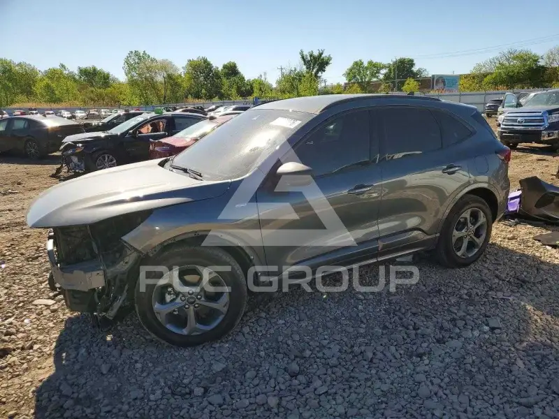 2024 Ford ESCAPE фото
