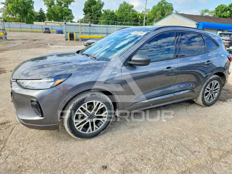 2024 Ford ESCAPE фото