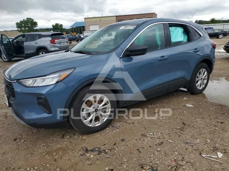 2024 Ford ESCAPE photo