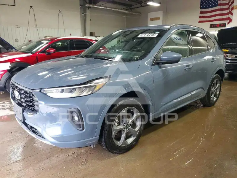 2024 Ford ESCAPE photo