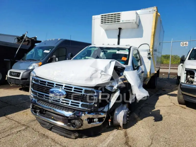 2024 Ford F-450 фото