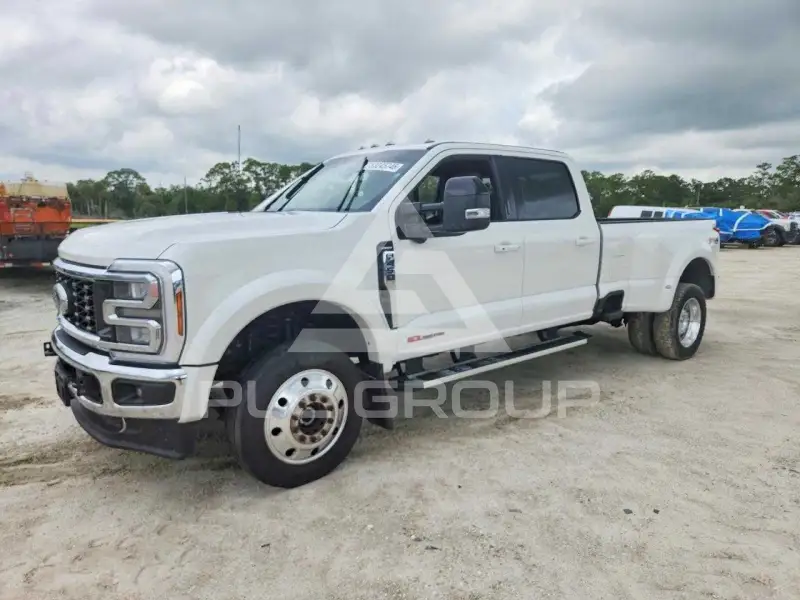 2024 Ford F-450 фото