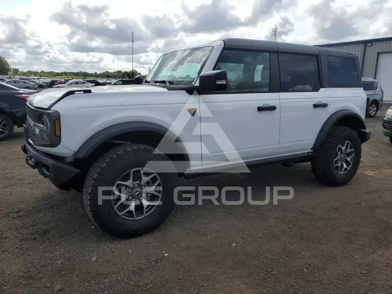 2024 Ford BRONCO фото