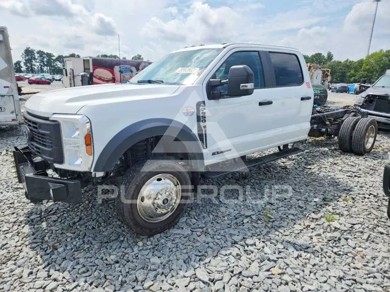 2024 Ford F-550 фото