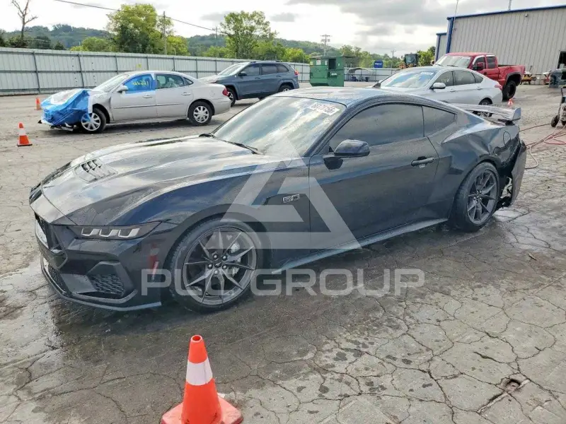 2024 Ford MUSTANG фото