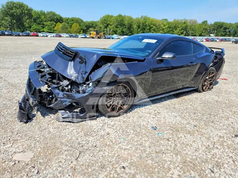 2024 Ford MUSTANG фото
