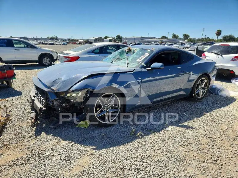 2024 Ford MUSTANG photo