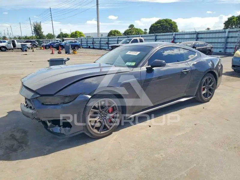 2024 Ford MUSTANG фото