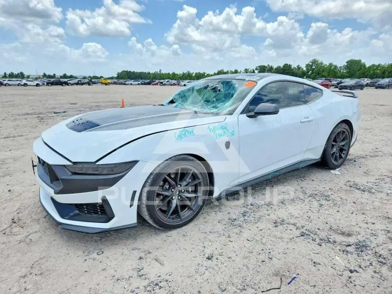 2024 Ford MUSTANG фото