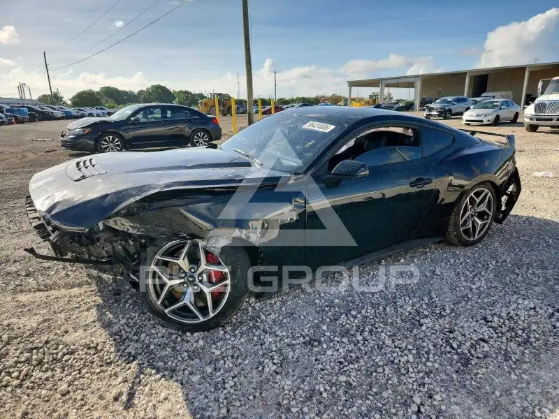 2024 Ford MUSTANG photo