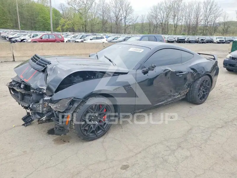 2024 Ford MUSTANG фото