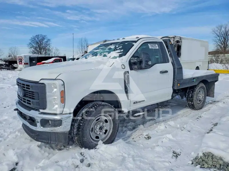 2024 Ford F-350 photo
