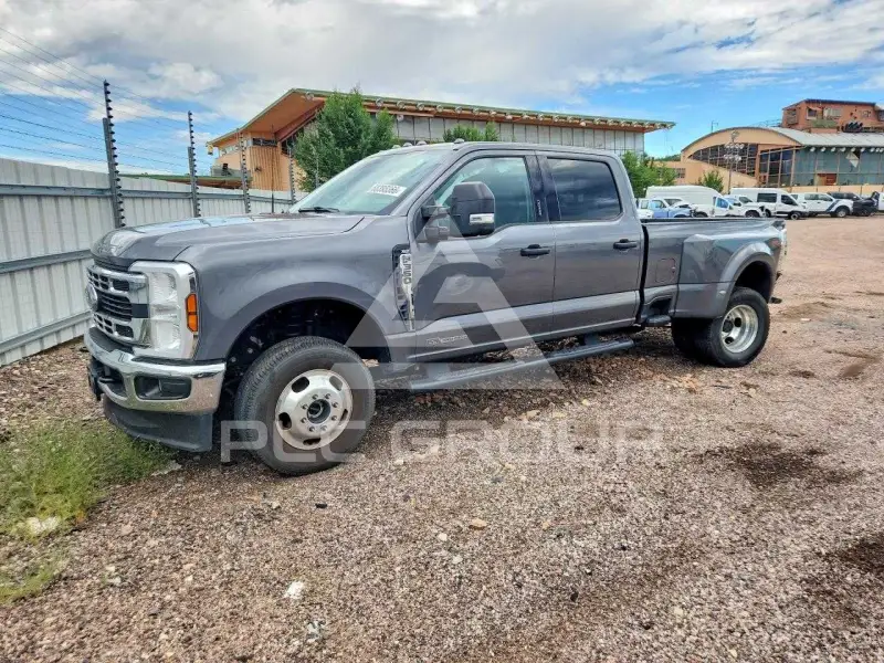 2024 Ford F-350 фото