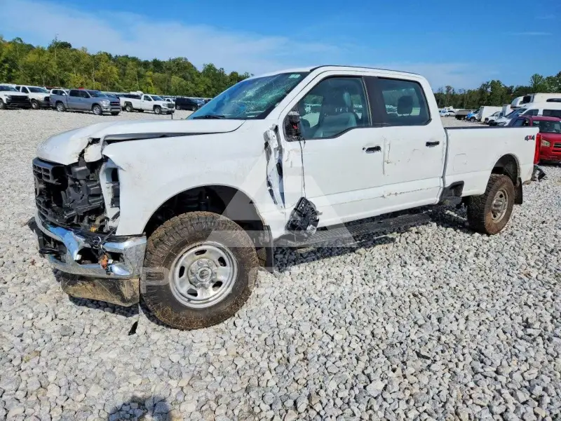 2024 Ford F-350 photo