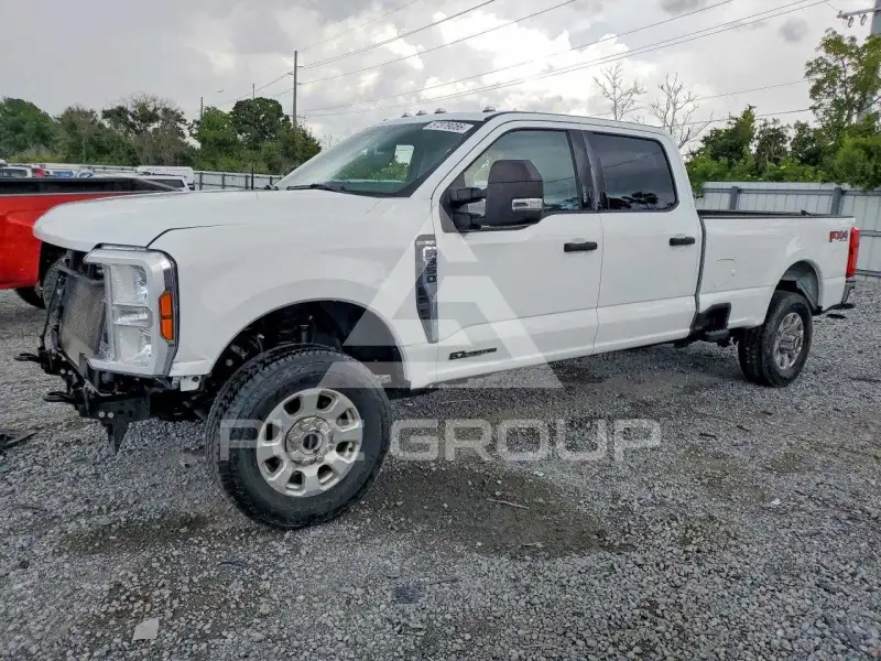 2024 Ford F-350 photo